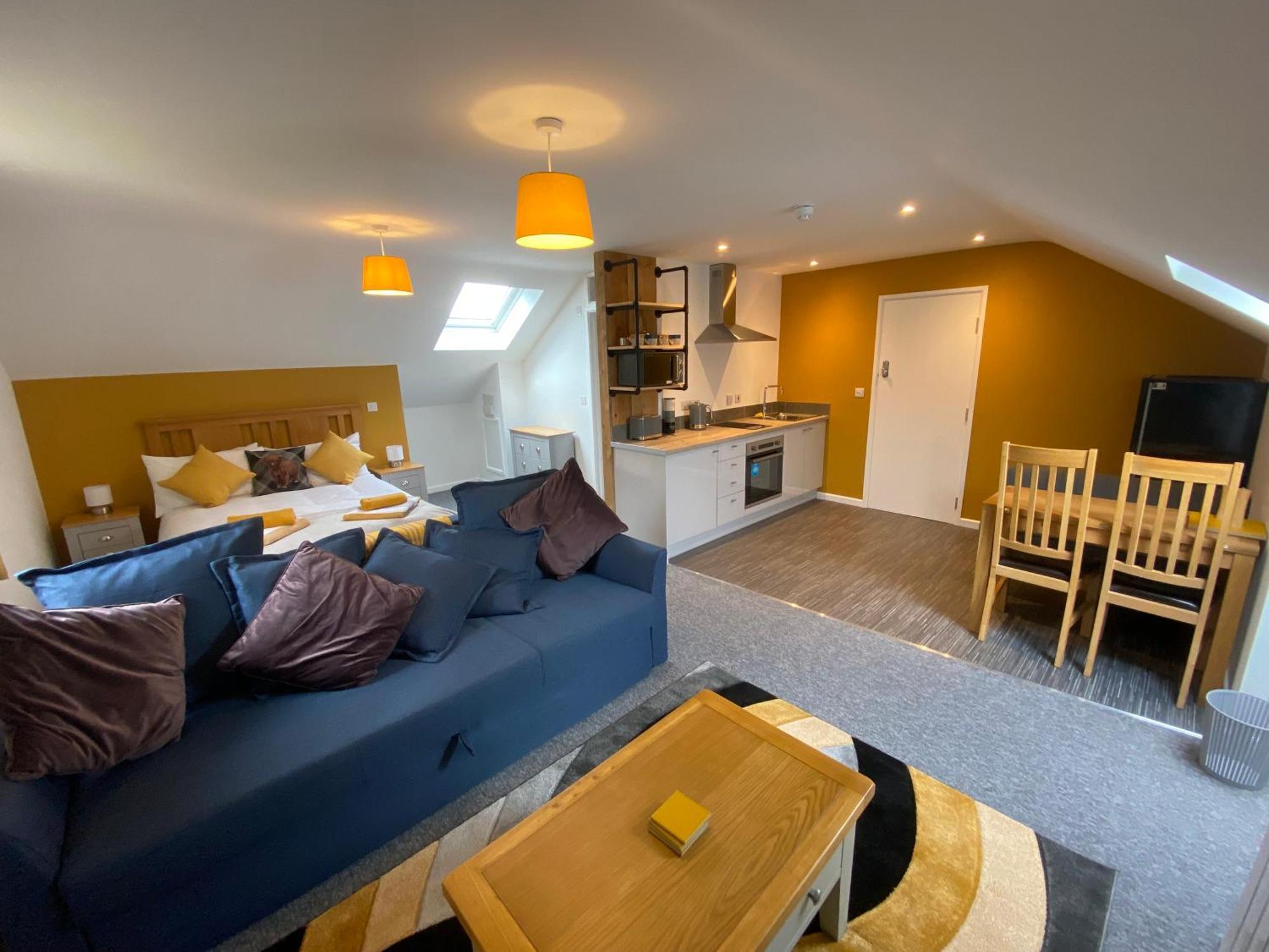Modern Studio Apartment Set Beneath The Black Mountains A Stones Throw From The Offas Dyke Path Clodock Exteriér fotografie